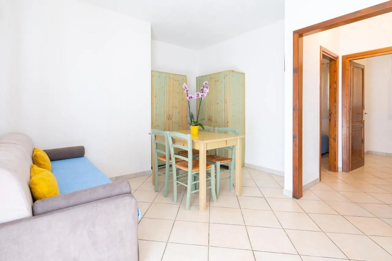 ** Parco vacanze Residence Costa Del Turchese Badesi Italia